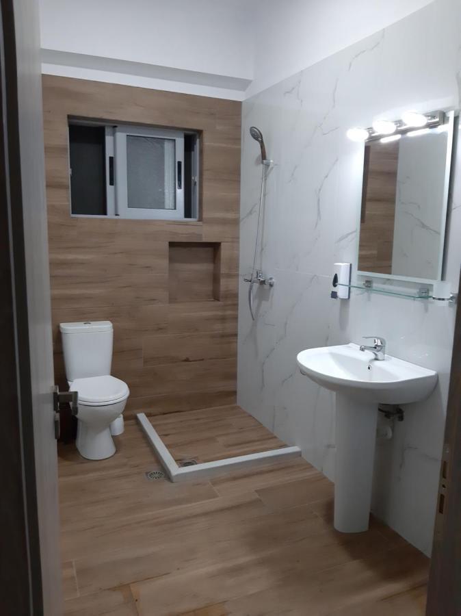 Bill'S Apartments Sarande Ngoại thất bức ảnh