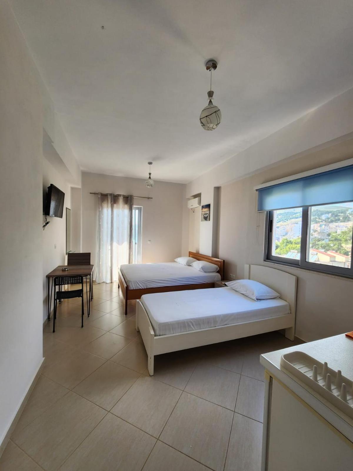 Bill'S Apartments Sarande Ngoại thất bức ảnh