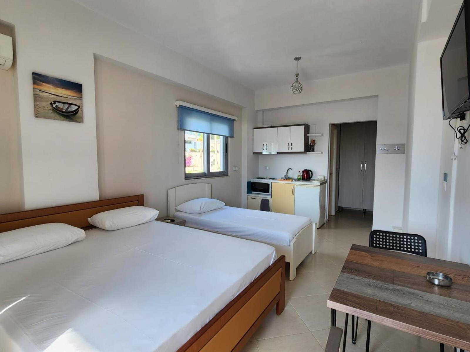 Bill'S Apartments Sarande Ngoại thất bức ảnh