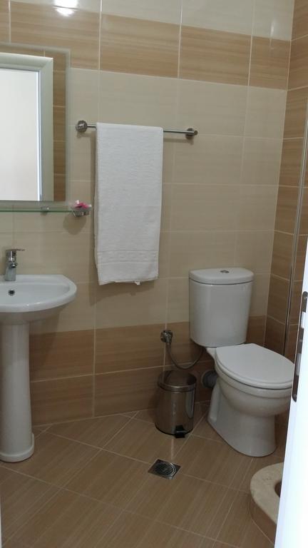 Bill'S Apartments Sarande Ngoại thất bức ảnh