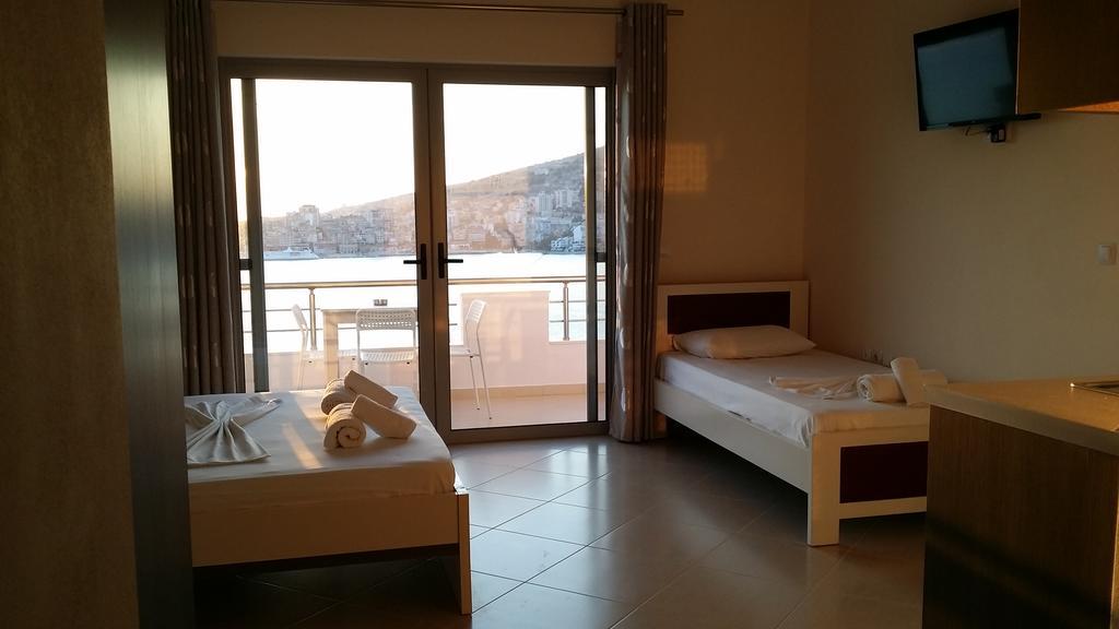 Bill'S Apartments Sarande Ngoại thất bức ảnh